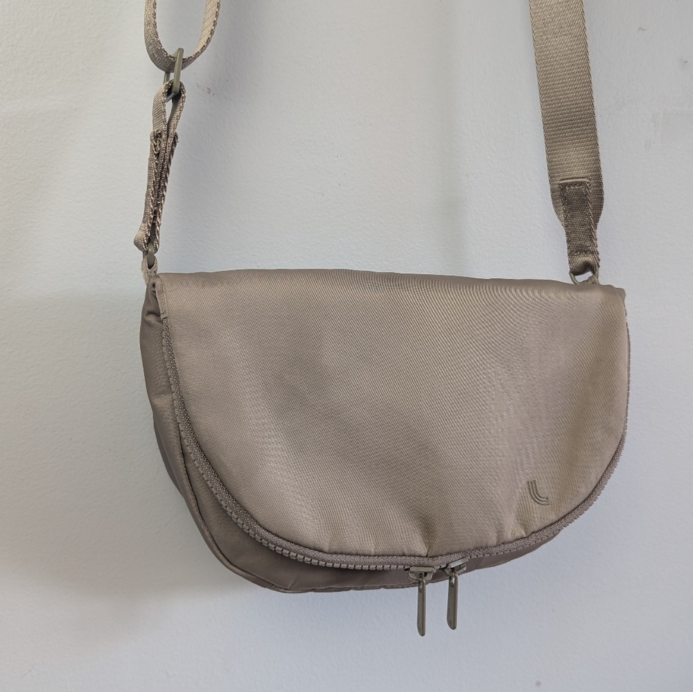 Lolë | Lole Lily Nylon Crossbody Fold-over Crescent Bag, Beige / Taupe - Picture 5 of 16